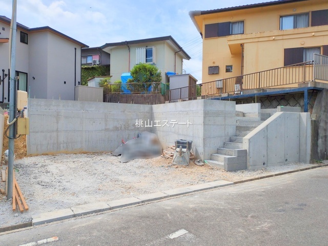 ブルーミングガーデン東郷町白鳥３丁目１号棟