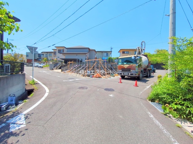 ブルーミングガーデン東郷町白鳥３丁目2号棟