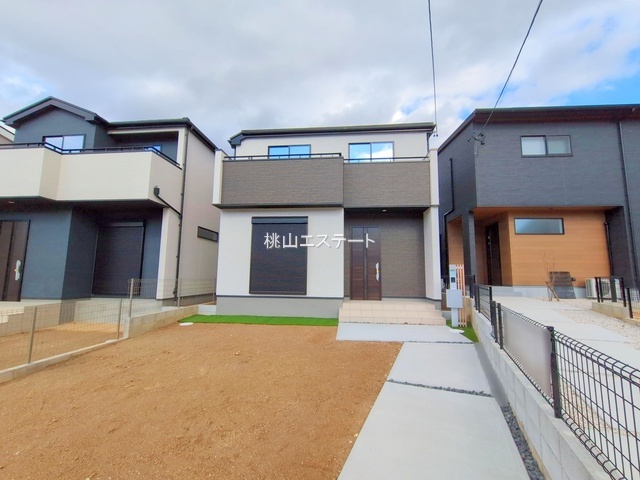 グラファーレみよし市三好町7期　2号棟