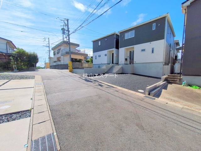 クレイドルガーデン東郷町春木第25　1号棟