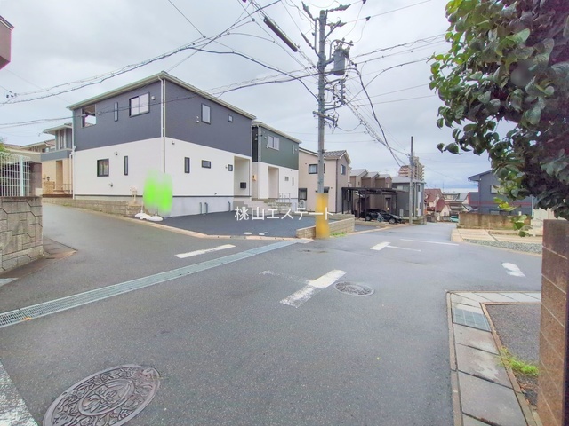 クレイドルガーデン東郷町春木第25　2号棟