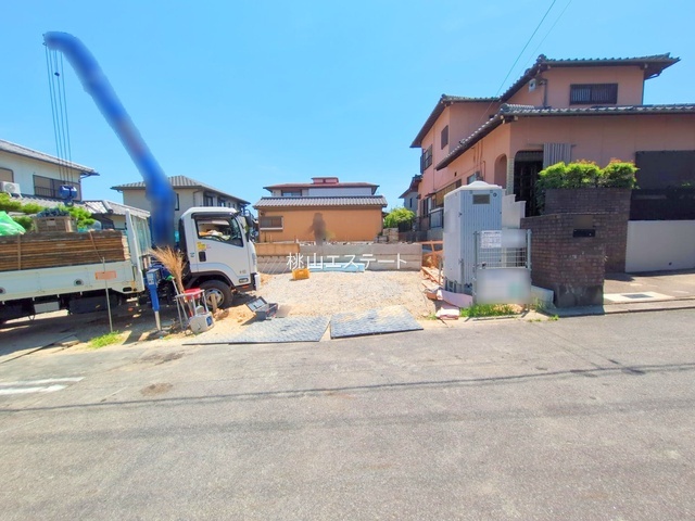 クレイドルガーデン東郷町白鳥第８　2号棟